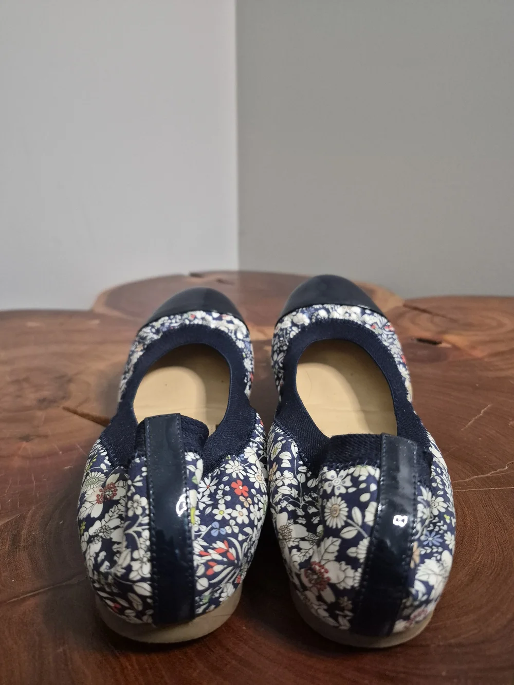 J. Crew Mila Liberty Art Fabrics Navy Floral Patent-Toe Ballet Flat - 8.5